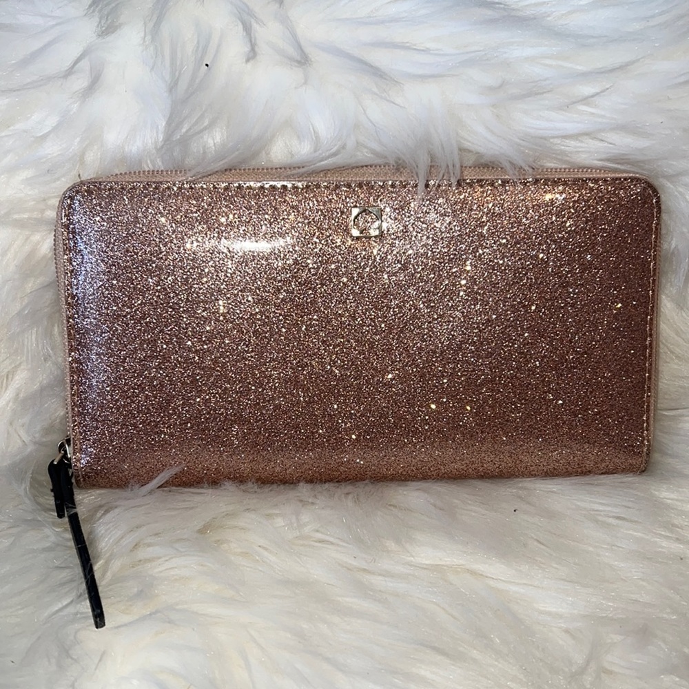 SOLD ******Kate spade wallet NWOT